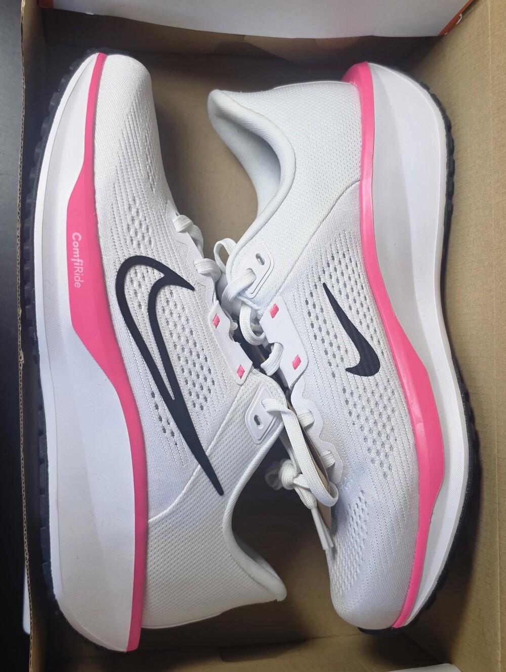 NIB Nike Quest 6 WMNS Size 9.5 White Black Hyper Rose Running Shoes FD6034-111